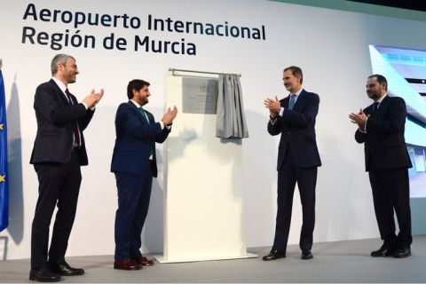 Inauguraci&oacute;n del Aeropuerto Internacional de la Regi&oacute;n de Murcia.