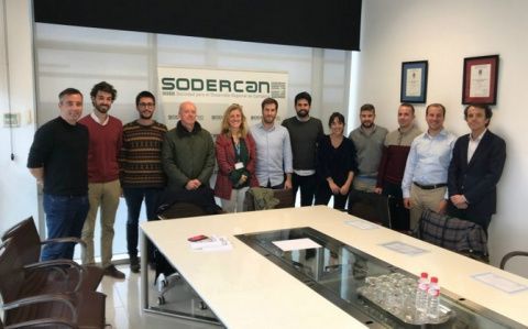 Reuni&oacute;n de becarios.