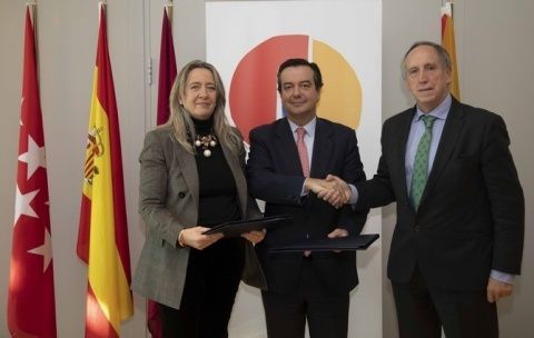 El acuerdo ha sido firmado por Otilia Romero de Cond&eacute;s, presidenta de Pomona Keepers y Eduardo L&oacute;pez-Puertas, director general de IFEMA.