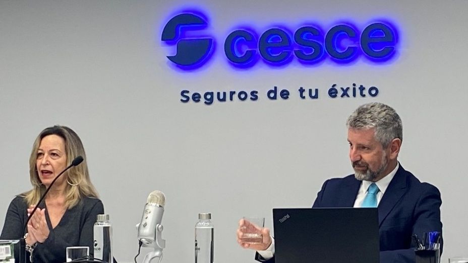 Trinidad Jiménez, presidenta de la Cámara de Comercio Brasil-España; Fernando Salazar, presidente de Cesce . Trinidad Jiménez, presidenta de la Cámara de Comercio Brasil-España; Fernando Salazar, presidente de Cesce .