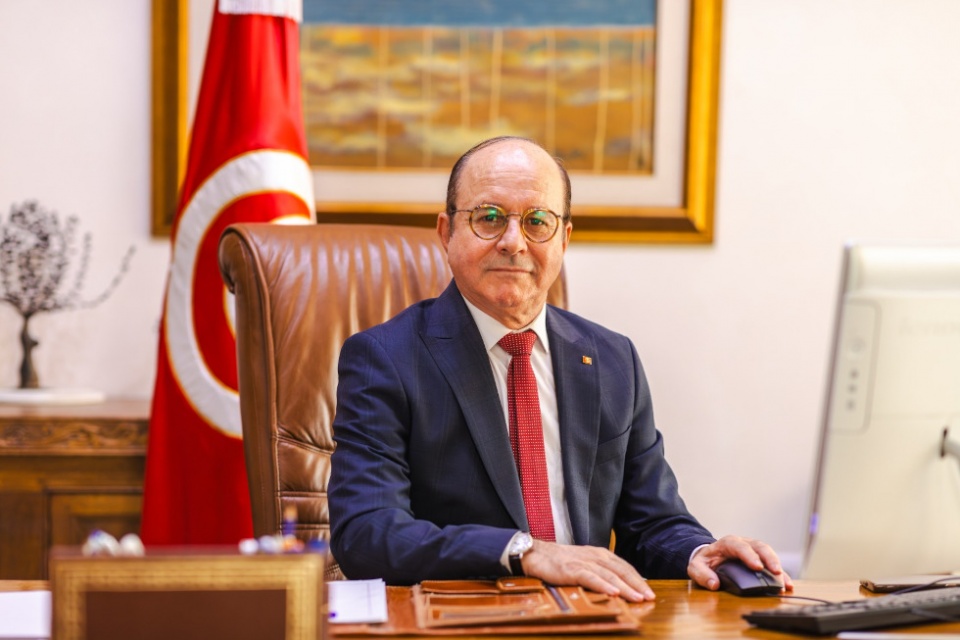 Ministro de Turismo y Artesanía, Sr. Soufiene Tekaya. Ministro de Turismo y Artesanía, Sr. Soufiene Tekaya.