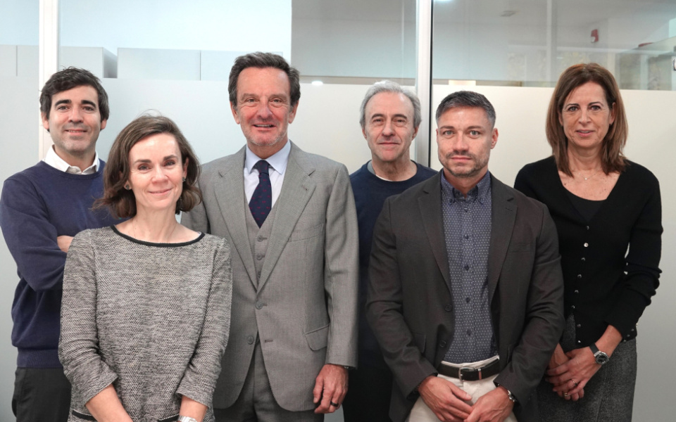 Formalizaci&oacute;n del acuerdo de financiaci&oacute;n entre COFIDES y Grupo SEG para apoyar el crecimiento de la empresa de ingenier&iacute;a en Colombia, Argentina y Ecuador.