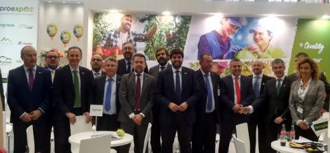 Delegaci&oacute;n Proexport.