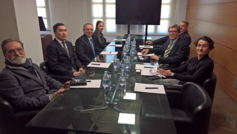 La visita del Embajador.