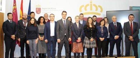 Reunión preparatoria con las empresas murcianas que participarán en Gulfood de Dubái. Reunión preparatoria con las empresas murcianas que participarán en Gulfood de Dubái.