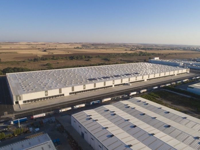 Nave log&iacute;stica construida por GSE.