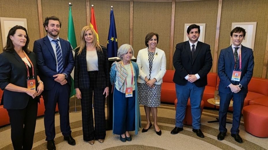Foto de Familia en Expo Dub&aacute;i.