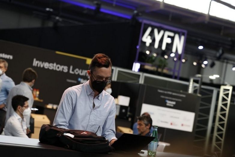 4YFN.
