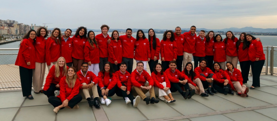 Grupo de participantes del XV Programa para el fortalecimiento de la Función Pública en América Latina. Grupo de participantes del XV Programa para el fortalecimiento de la Función Pública en América Latina.