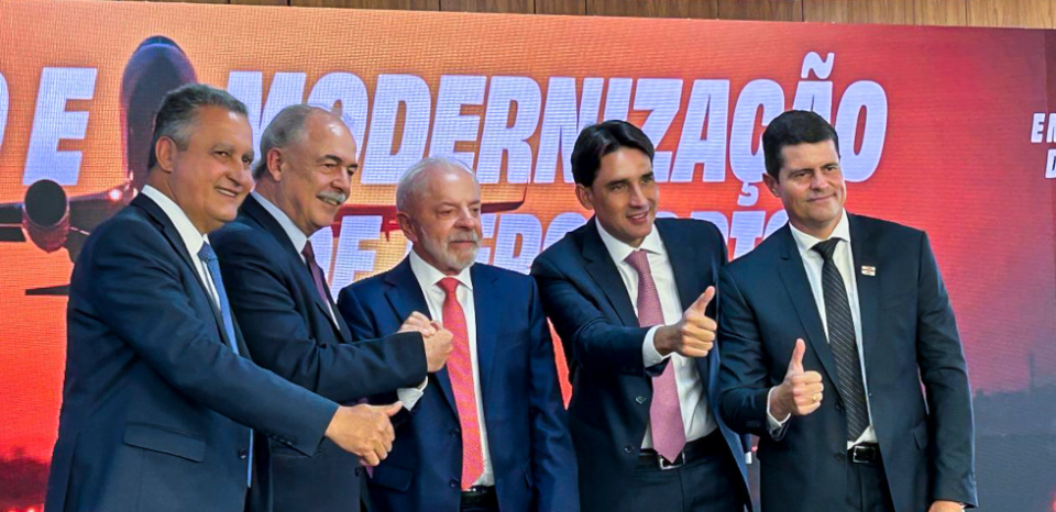 Aena presenta el plan de inversiones del Bloque de 11 aeropuertos en Brasil. Aena presenta el plan de inversiones del Bloque de 11 aeropuertos en Brasil.