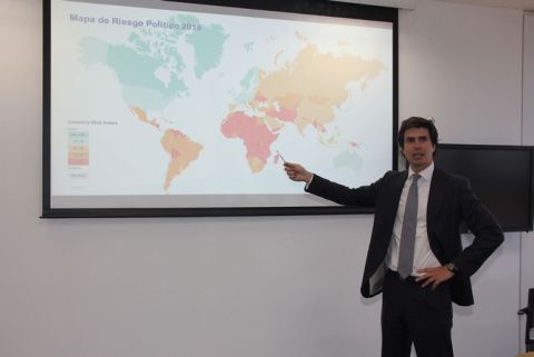 Diego Fernández presenta el Mapa de Riesgo Político 2019 de Marsh. Diego Fernández presenta el Mapa de Riesgo Político 2019 de Marsh.