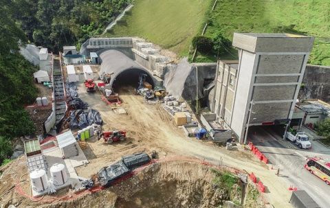 SACYR Autopista al Mar 1, Túnel de Occidente portal Medellín, Sector Vereda El Naranjal. SACYR Autopista al Mar 1, Túnel de Occidente portal Medellín, Sector Vereda El Naranjal.