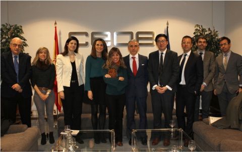 Participantes en el encuentro empresarial en CEOE con autoridades de Singapur &copy;CEOE
