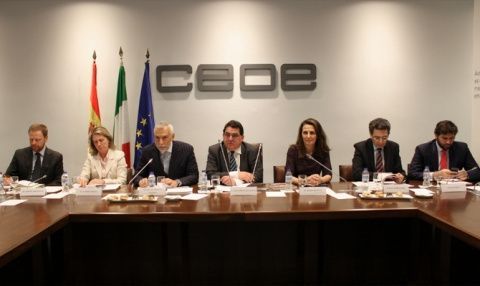 Reuni&oacute;n en la sede la Confederaci&oacute;n Empresarial &copy;CEOE