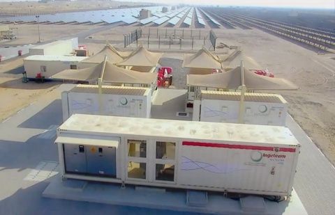 Dubái está impulsando la inversión en energías renovables para eliminar su dependencia de los combustibles fósiles. Dubái está impulsando la inversión en energías renovables para eliminar su dependencia de los combustibles fósiles.
