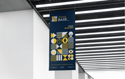 El público al que va dirigida Zona Base son empresas tecnológicas e innovadoras. El público al que va dirigida Zona Base son empresas tecnológicas e innovadoras.