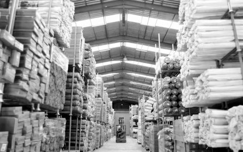 Se podría reforzar la tendencia de relocalizar la producción de las fábricas. Se podría reforzar la tendencia de relocalizar la producción de las fábricas.
