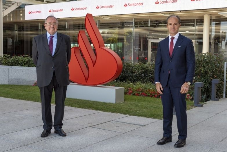El presidente de la C&aacute;mara de Espa&ntilde;a, Jos&eacute; Luis Bonet, y el CEO de Santander Espa&ntilde;a, Rami Aboukhair.
