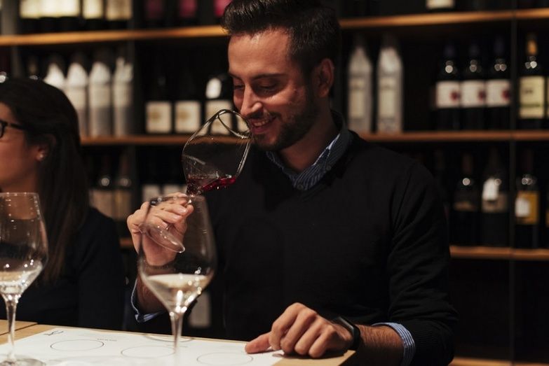 Ejercicio de cata de vinos de Rioja. Ejercicio de cata de vinos de Rioja.