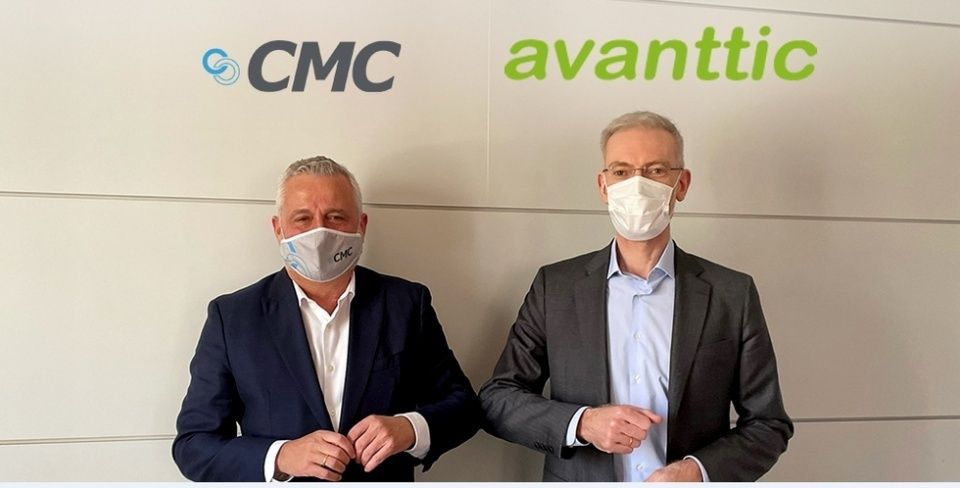 A la izq Jaime Hortelano, Presidente y CEO de Grupo CMC junto a Jes&uacute;s Garc&iacute;a, CEO de avanttic, a la izqda.