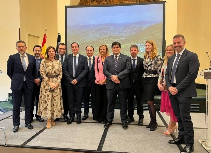 El encuentro se ha realizado en Madrid. El encuentro se ha realizado en Madrid.