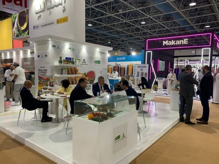 Stand Extenda en Foodex Saud&iacute;.