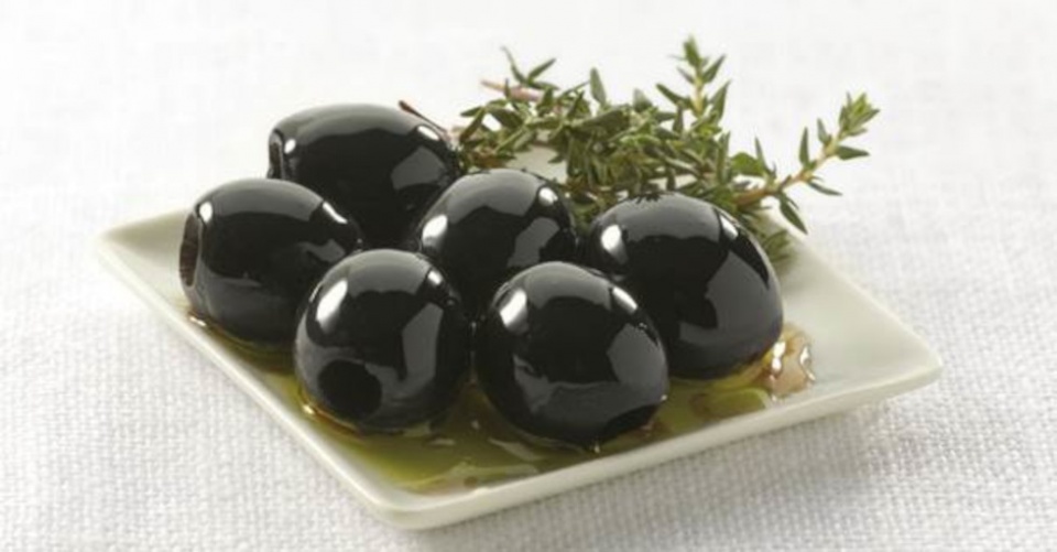 Aceituna negra.