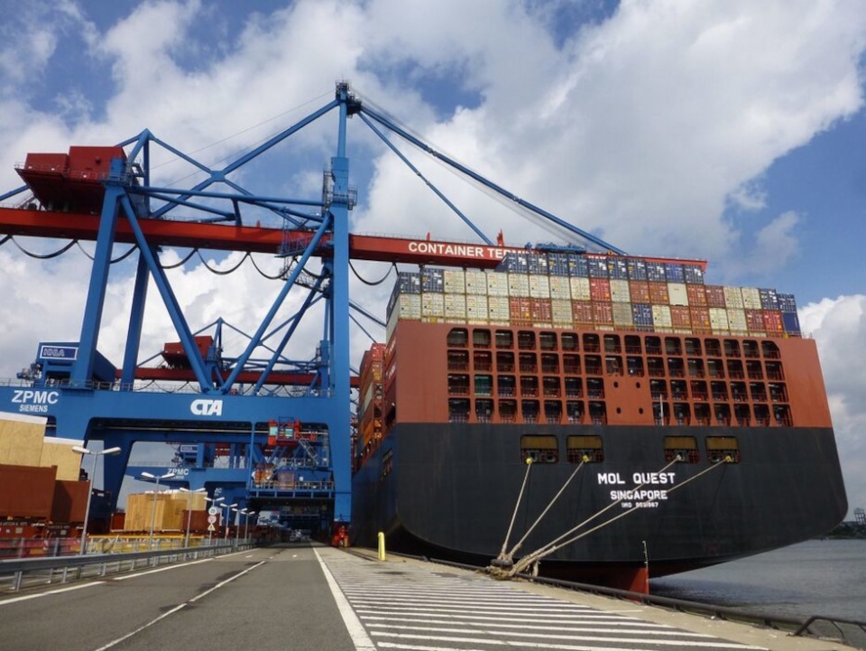Incoterms, las reglas internacionales que rigen las operaciones de compraventa internacional.