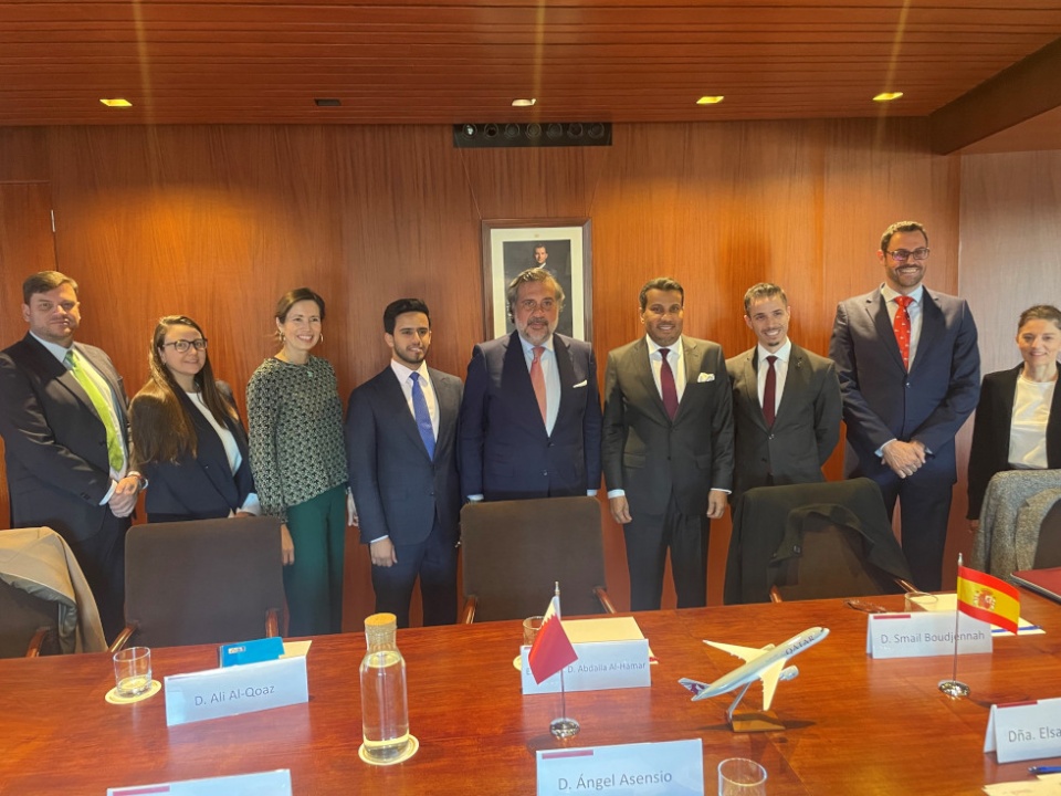 La C&aacute;mara de Comercio de Madrid y Qatar Airways mantienen una reuni&oacute;n de alto nivel.