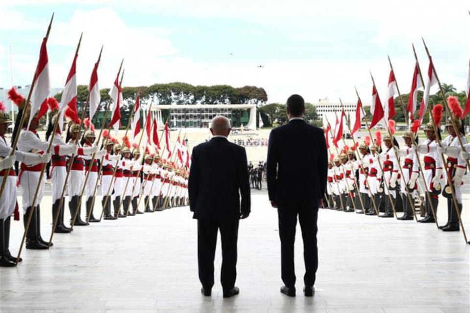 El presidente del Gobierno, Pedro S&aacute;nchez, y el presidente de Brasil, Luiz In&aacute;cio Lula da Silva, en el Palacio de Planalto.&nbsp;| Pool Moncloa / Fernando Calvo