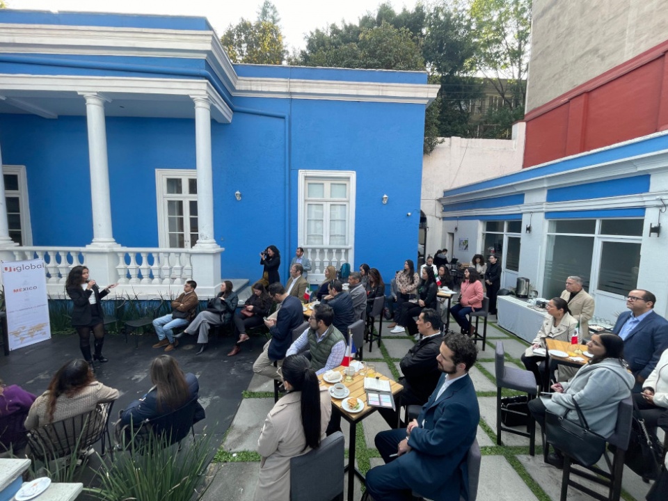 Desayuno Informativo: Obligaciones Patronales en M&eacute;xico con UR Global.