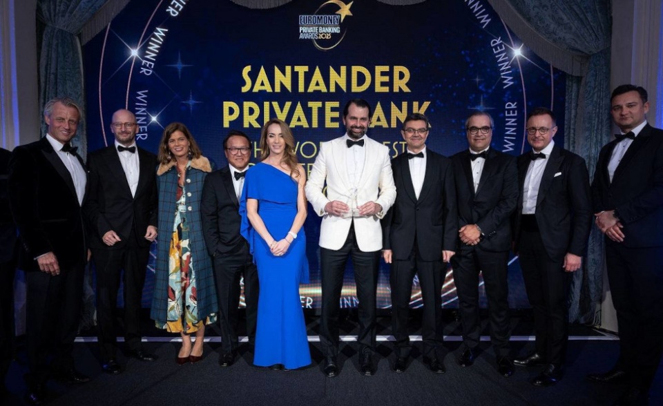 La revista la considera Mejor Banca Privada del Mundo para Clientes Latinoamericanos Internacionales y Mejor Banca Privada Internacional en la región. La revista la considera Mejor Banca Privada del Mundo para Clientes Latinoamericanos Internacionales y Mejor Banca Privada Internacional en la región.