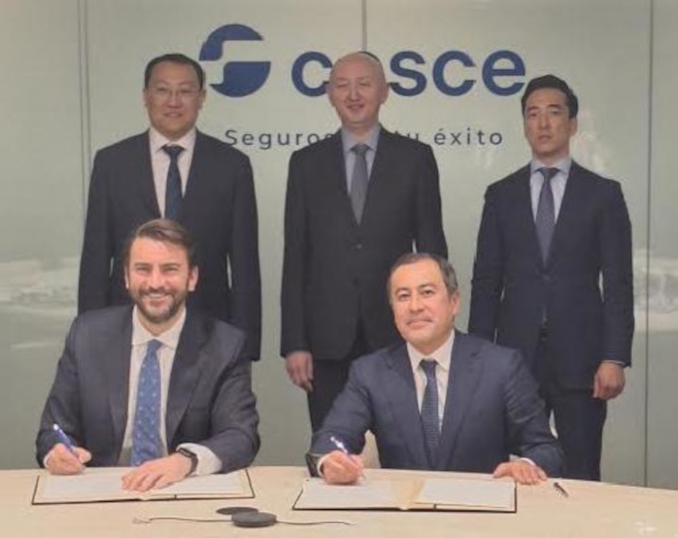 La firma del acuerdo. La firma del acuerdo.