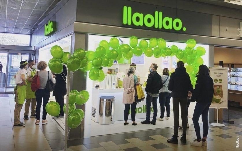 llao llao Nyon. llao llao Nyon.
