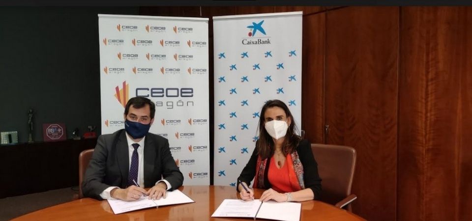 El presidente de la Confederación de Empresarios de Aragón, Ricardo Mur y la directora territorial Ebro de CaixaBank, que incluye Navarra, Aragón y La Rioja, Isabel Moreno. El presidente de la Confederación de Empresarios de Aragón, Ricardo Mur y la directora territorial Ebro de CaixaBank, que incluye Navarra, Aragón y La Rioja, Isabel Moreno.