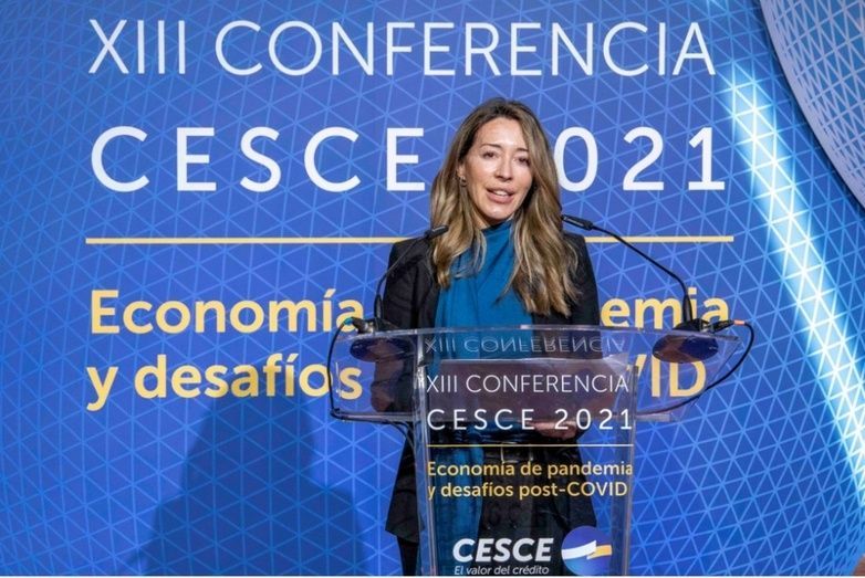 Xiana M&eacute;ndez durante su intervenci&oacute;n en la XIII Conferencia CESCE.