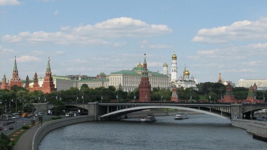 Vista de la Plaza Roja de Moscú y el Kremlin. Vista de la Plaza Roja de Moscú y el Kremlin.