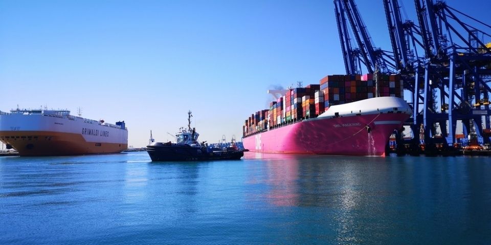 Operaciones en el Puerto de Valencia. Operaciones en el Puerto de Valencia.