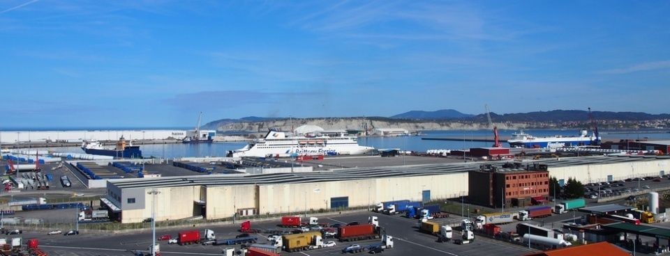 Puerto de Bilbao. Puerto de Bilbao.