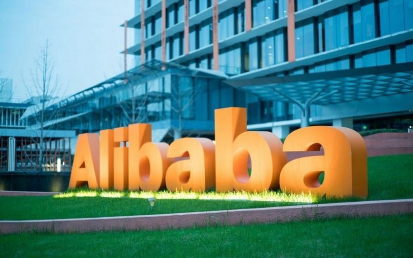 Alibaba.com es una gran feria digital.