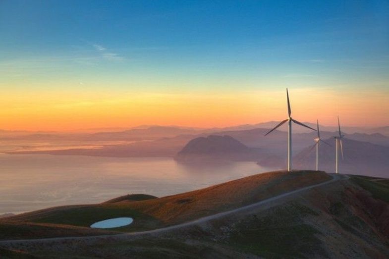 Schneider Electric ha redoblado su estrategia a largo plazo para integrar las cuestiones medioambientales, sociales y de RSC en todas las fases de sus actividades. Schneider Electric ha redoblado su estrategia a largo plazo para integrar las cuestiones medioambientales, sociales y de RSC en todas las fases de sus actividades.