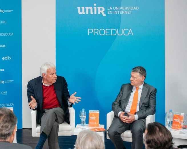 Felipe González y Jordi Sevilla en UNIR. Felipe González y Jordi Sevilla en UNIR.