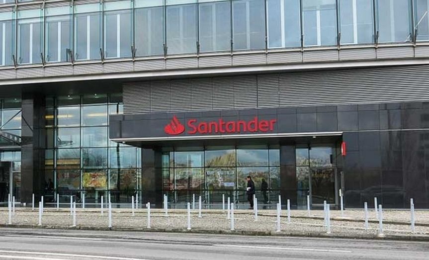 Santander Portugal.