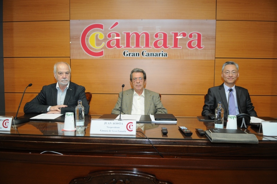 Encuentro con empresas chinas.