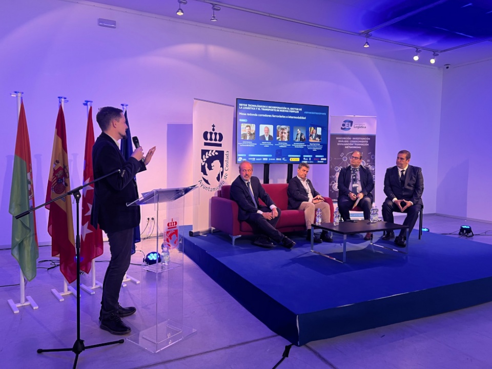 De izq a dcha: Adri&aacute;n Fern&aacute;ndez, Alejandro Huergo, Salvador M. Galve, Jos&eacute; Antonio Sebasti&aacute;n y Miguel &Aacute;ngel Herchiga