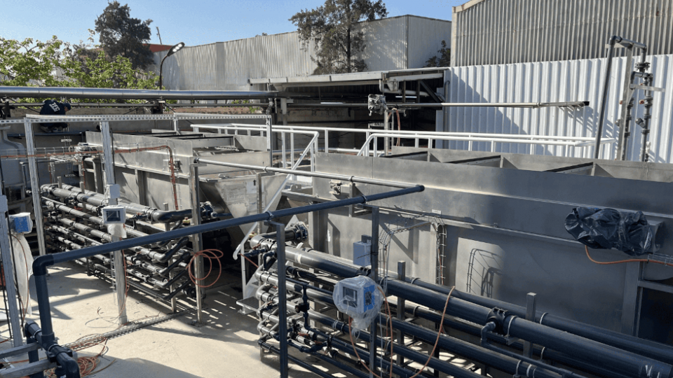 Planta de tratamiento de aguas residuales para la Unidad Productiva SUCRE en el complejo industrial de Cevital en el puerto de B&eacute;ja&iuml;a.