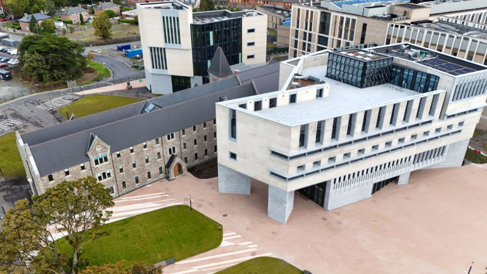 El jurado ha destacado el enfoque innovador del Academic Hub & Library de Technological University Dublin (Foto: OHLA)