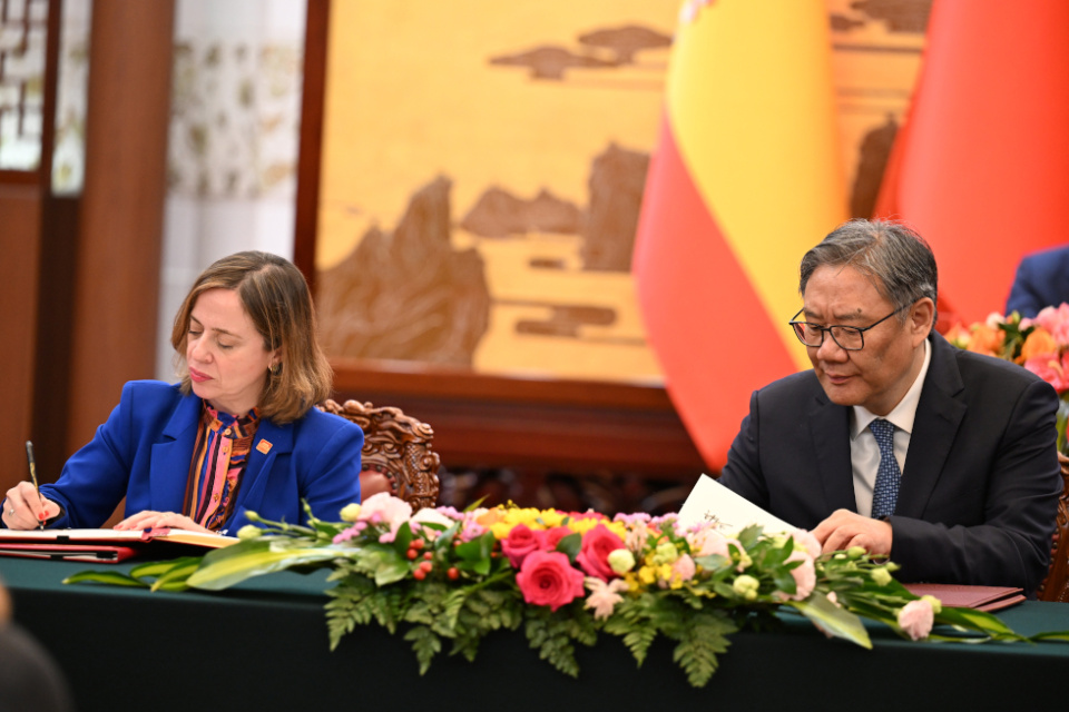 España y China reafirman su compromiso con una relación económica abierta (Foto: Ministerio de Economía, Comercio y Empresa) España y China reafirman su compromiso con una relación económica abierta (Foto: Ministerio de Economía, Comercio y Empresa)