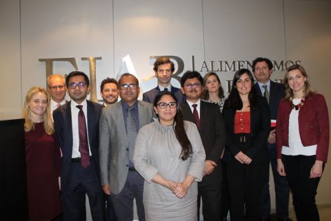 FIAB y la delegaci&oacute;n institucional India.