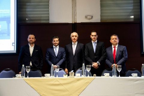 Participantes en el Encuentro Empresarial sobre Juventud y Emprendimiento en Bogot&aacute;.